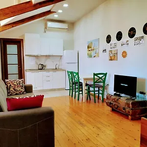 central-loft.albaniahotels.org/
